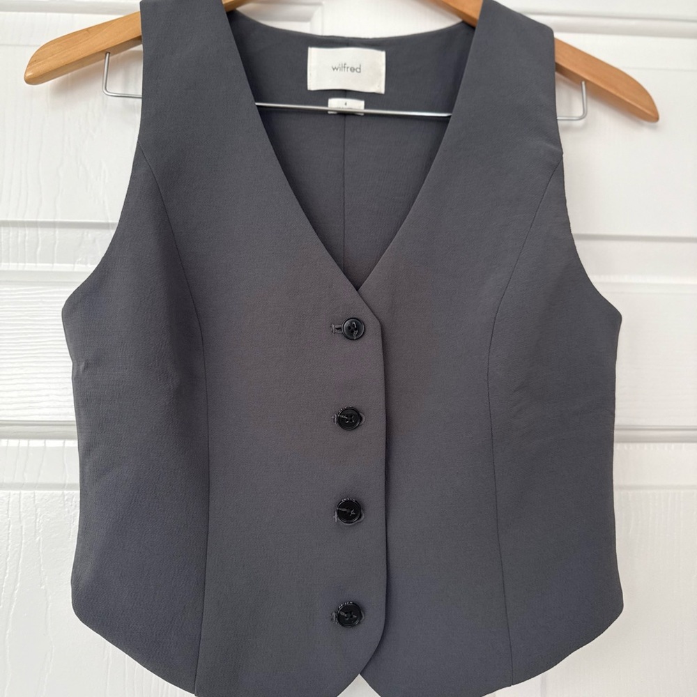 Aritzia Pacino Vest Coal Grey Size 4 EUC